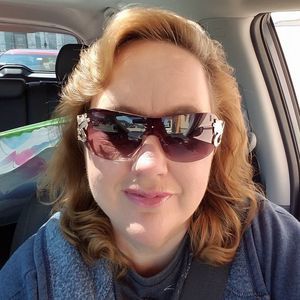 Meet your Posher, Glenda